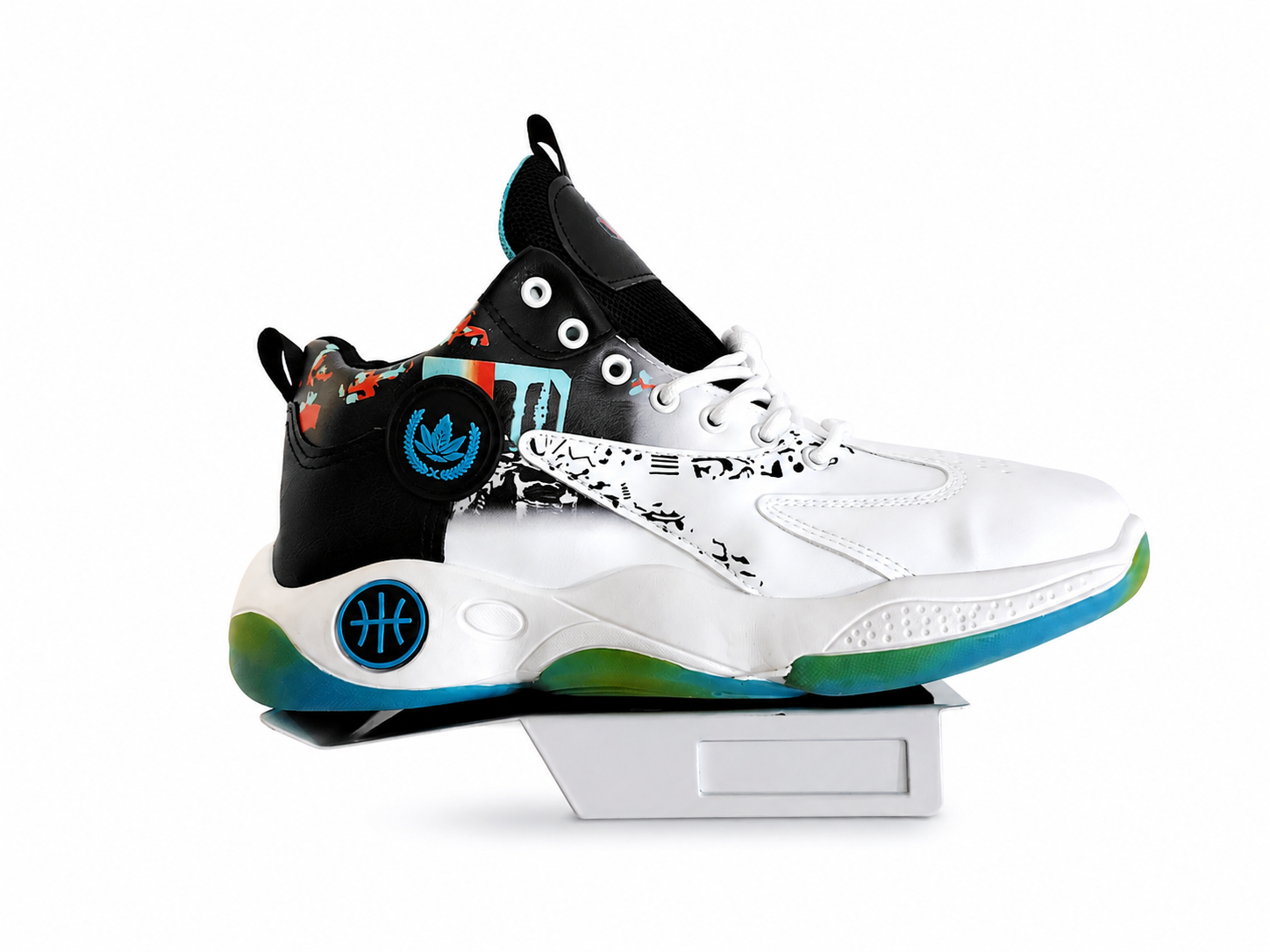 Heritage Crest Hi — view 1
