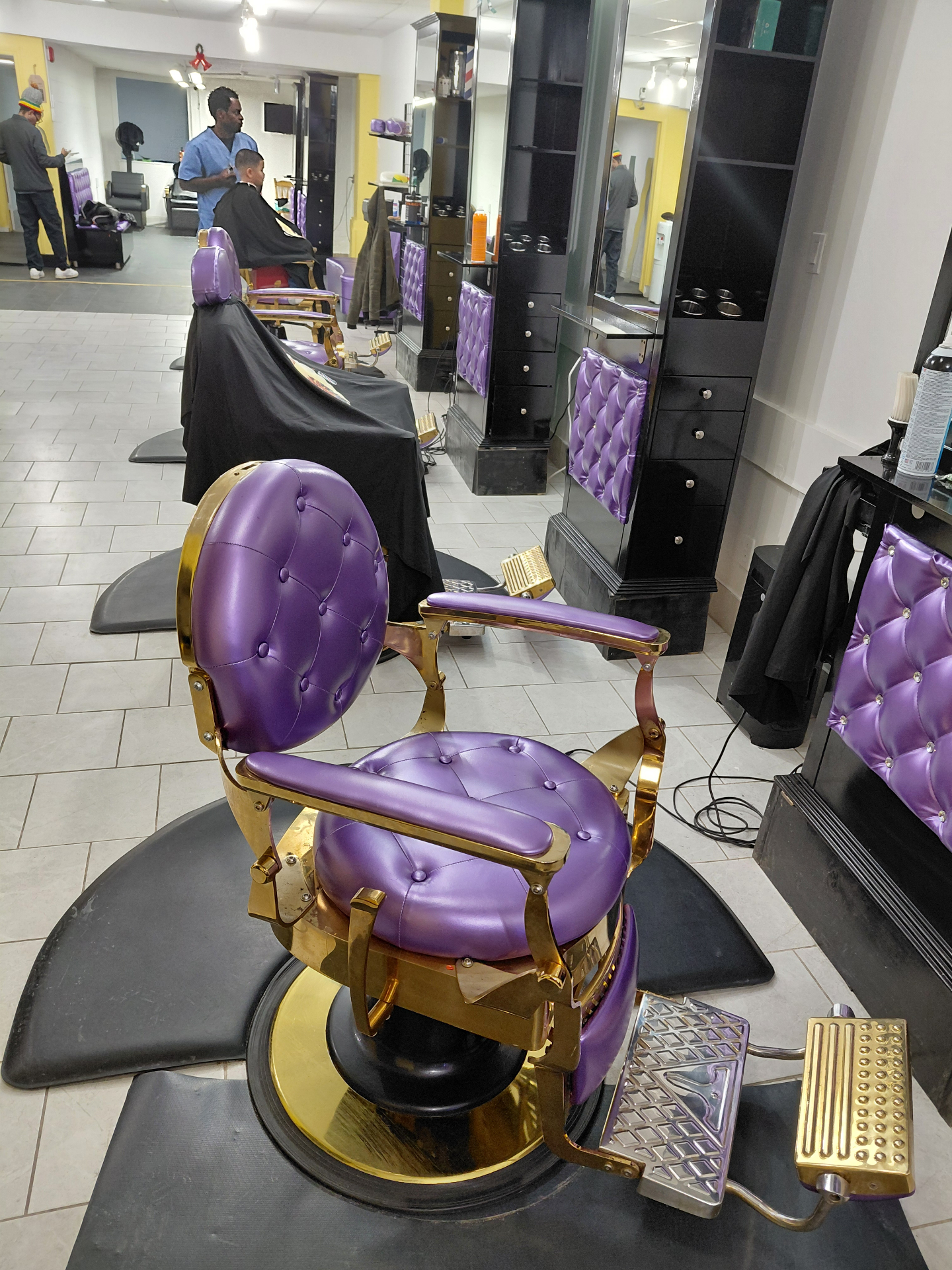 Signature Throne
